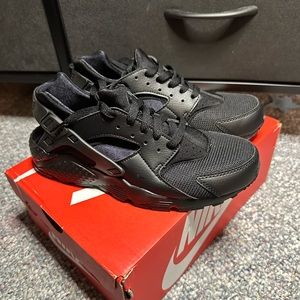 All Black Nike Huarache GS